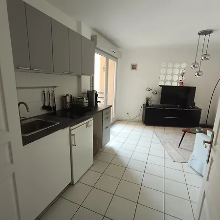 1 Bedroom Air-conditioned Wi-fi * Ницца