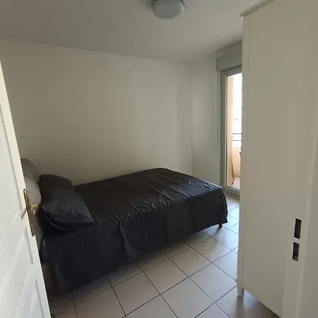 Daire 1 Bedroom Air-conditioned Wi-fi *
